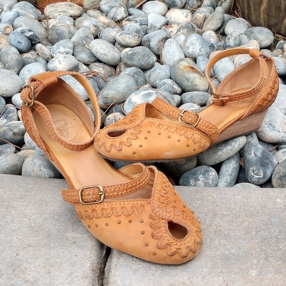 Frye Shoes - FRYE Tess Ankle Strap Leather Wedge